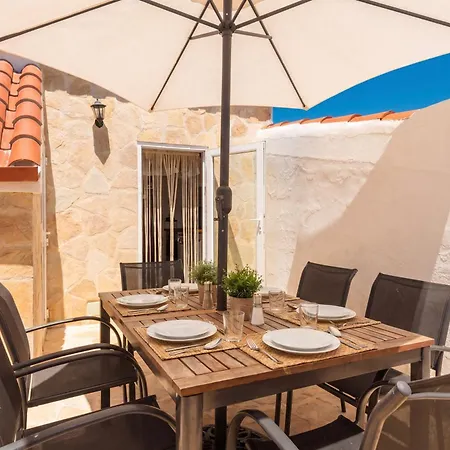 New! El Escape - Terrace & Swimming Pool Апартаменты *